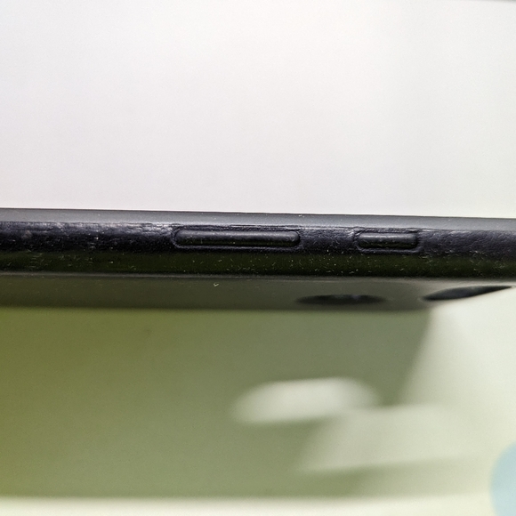 Bellroy Pixel 3 Leather Phone Case Dark Navy Blue. - Picture 3 of 5